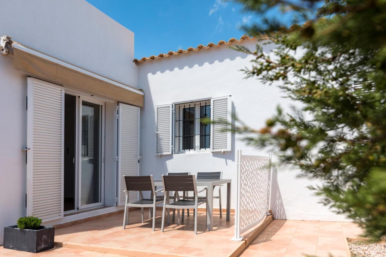 Apartments Es Clot Des Forn Es Pujols Exterior photo