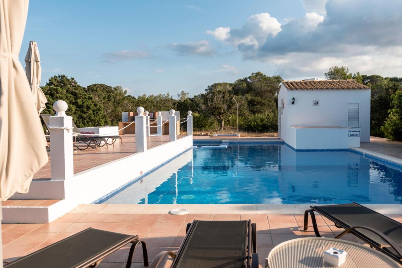 Apartments Es Clot Des Forn Es Pujols Exterior photo